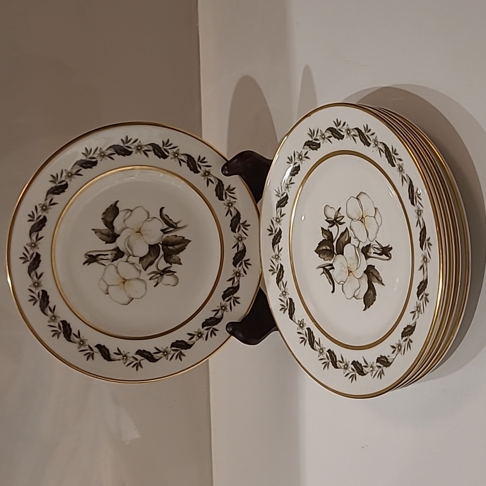 Royal worcester Bernina Bread plate 6pcs 6"
